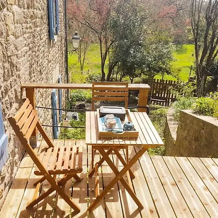 Semi Troglodyte En Foret Massage Et Diner Romantique Homestay *