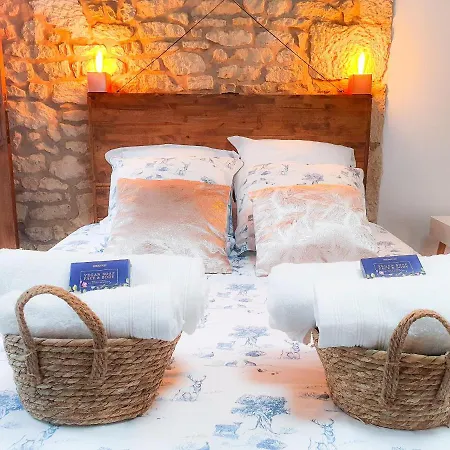 Accommodatie bij particulieren Semi Troglodyte En Foret Massage Et Diner Romantique *