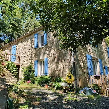 Semi Troglodyte En Foret Massage Et Diner Romantique منزل للإقامة